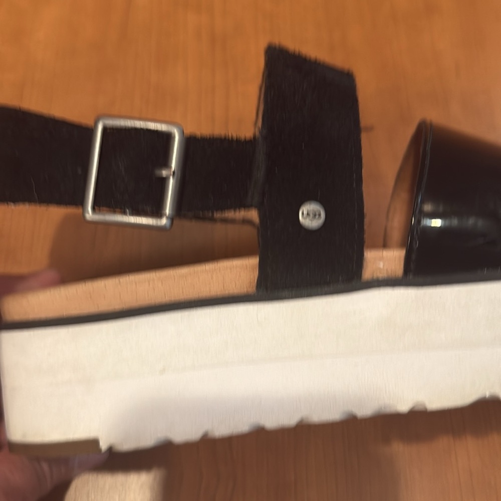 UGG Womens Braelynn Jasmine Leather Flatform Black Sandal Sz 7 M - Picture 10 of 11